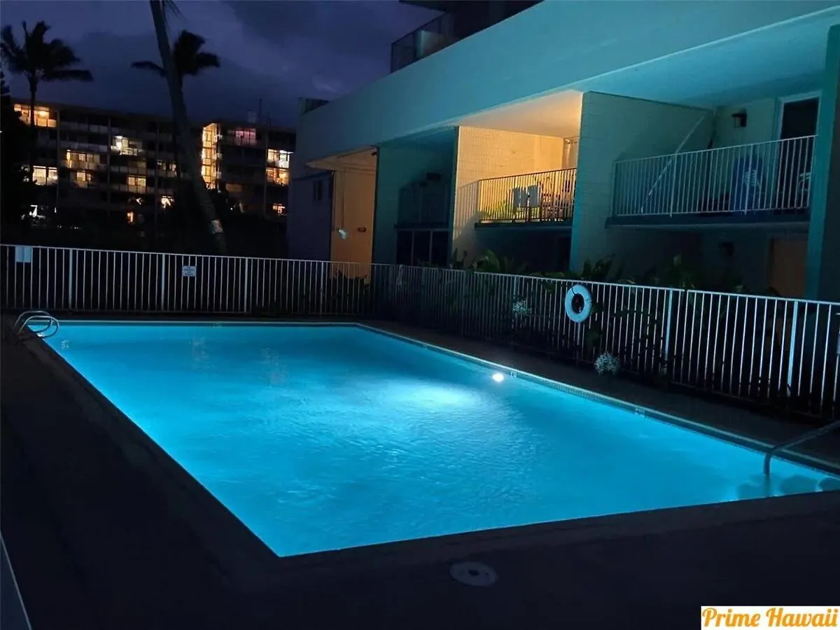 Amazing Beachfront Condo With Ac Laie 0*,